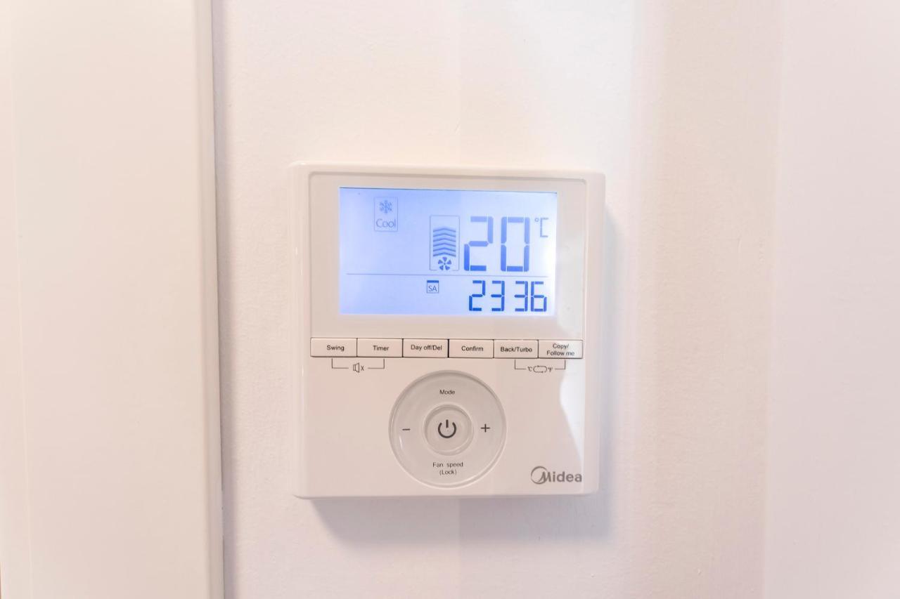Malaga Rivas 34 Suites Homes Eksteriør billede