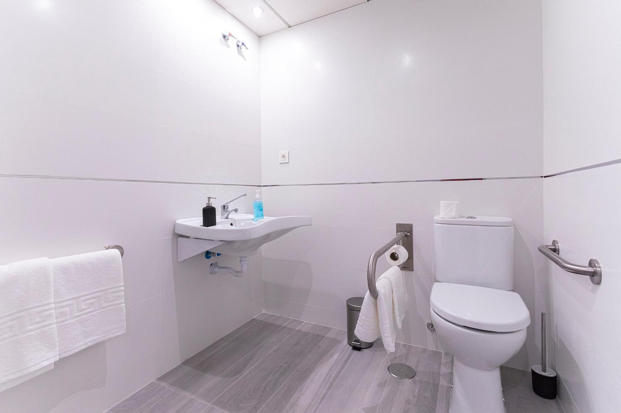 Malaga Rivas 34 Suites Homes Eksteriør billede